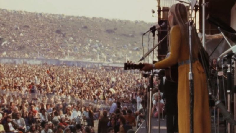 Joni Mitchell at Isle of Wight Festival 1970