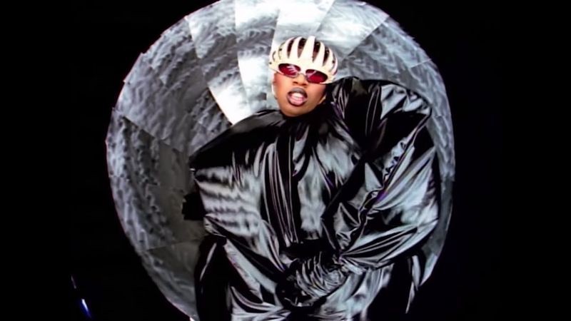 Missy Elliott, The Rain (Supa Dupa Fly)