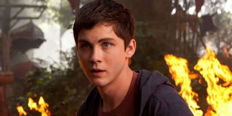 Percy Jackson (Logan Lerman)