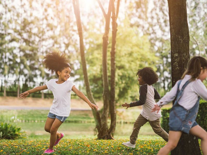 Playing in Unsupervised Parks