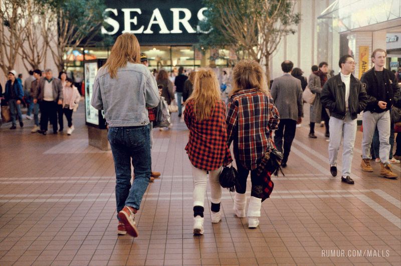 Unattended Mall Visits